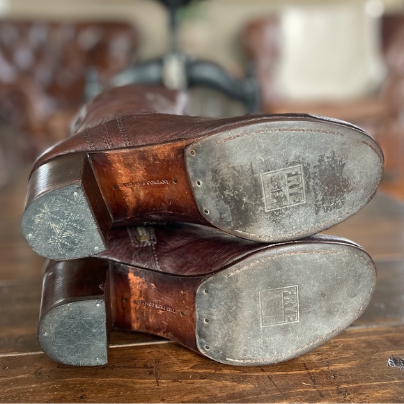 Frye Carson Mid Heel Tab Pull On Boots - Picture 6 of 7